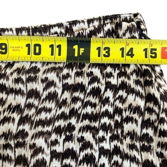 H&M Animal Print Feather Printed High Waisted Viscose Midi Split Skirt Sz 8 - Picture 10 of 15